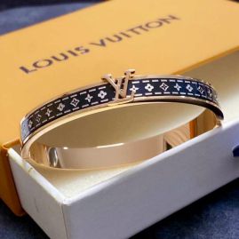 Picture of LV Bracelet _SKULVbracelet02cly610757